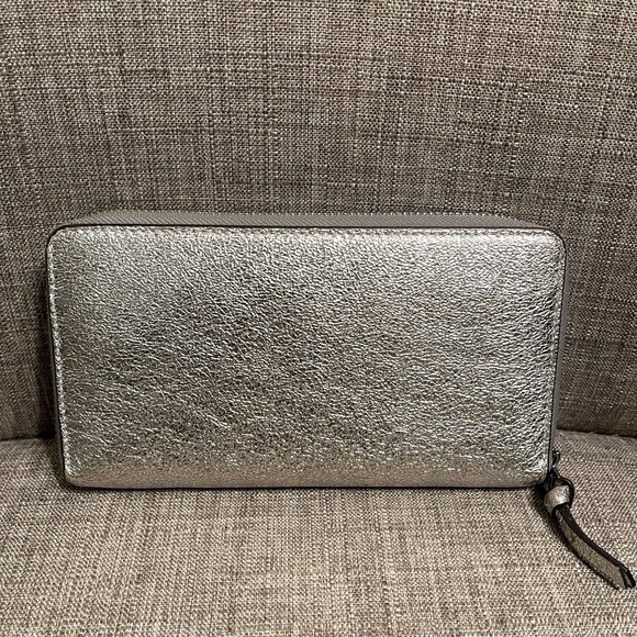 Tory Burch Metallic Wallet EUC - Picture 2 of 9